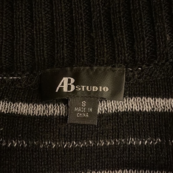 AB Studio Black and White Striped Cardigan - Picture 11 of 12